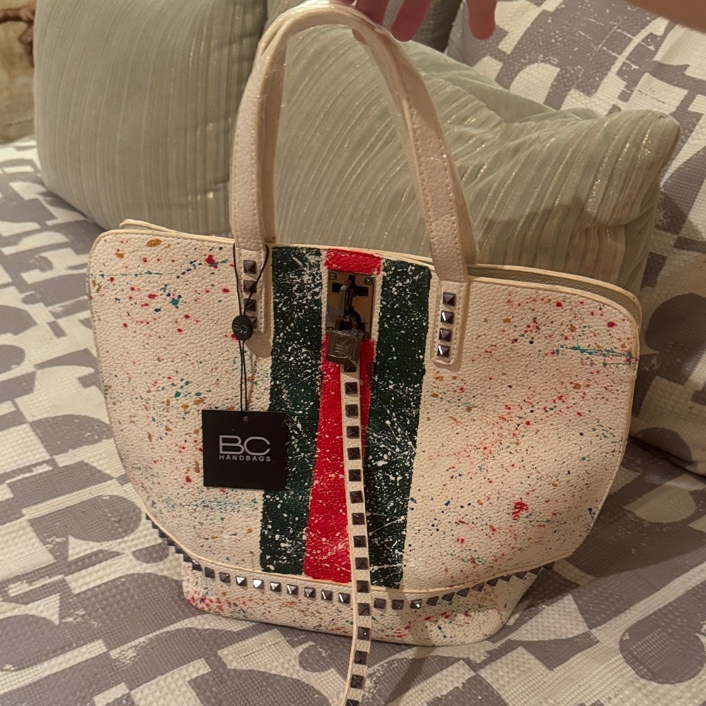 Cream and Green Tote Bag - Picture 1 of 3